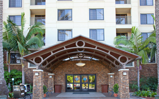 Staybridge Suites Anaheim Resort 2