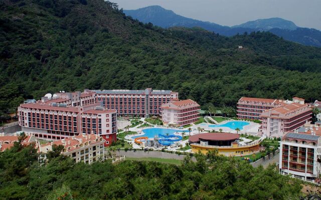 Отель Green Nature Resort & Spa - All Inclusive вид на фасад