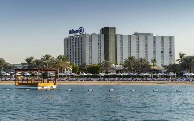 Radisson Blu Hotel & Resort пляж