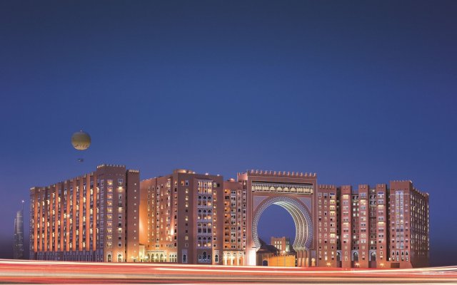 Movenpick Hotel Ibn Battuta Gate - Dubai 1