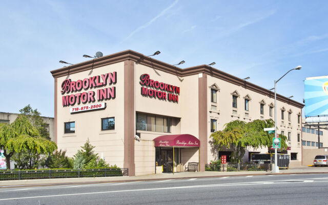 Brooklyn Motor Inn 1