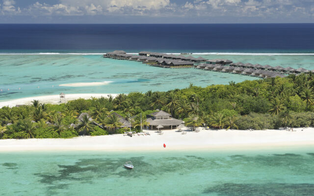 Отель Paradise Island Resort & Spa