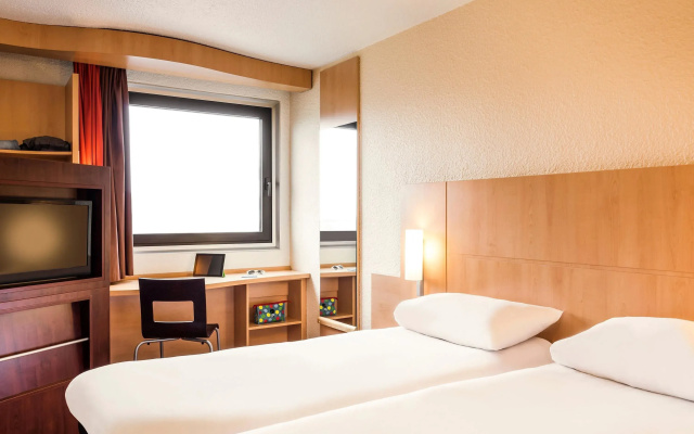 ibis Paris CDG Airport