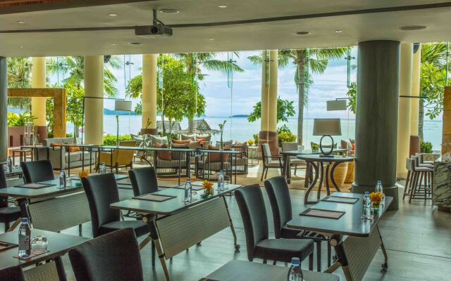 Отель InterContinental Pattaya Resort Таиланд, Паттайя - 1 отзыв об отеле, цены и фото номеров - забронировать отель InterContinental Pattaya Resort онлайн гостиничный бар