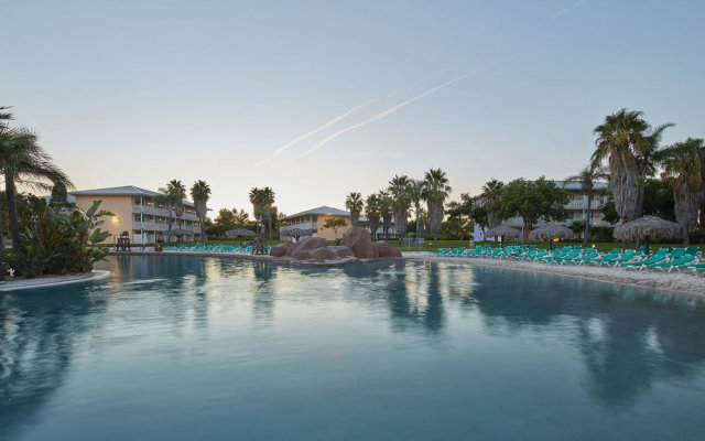 PortAventura Hotel Caribe - Theme Park Tickets Included 0