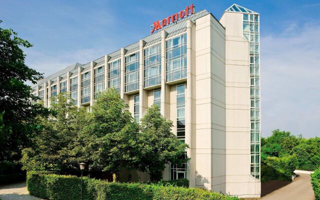 Munich Marriott Hotel экстерьер