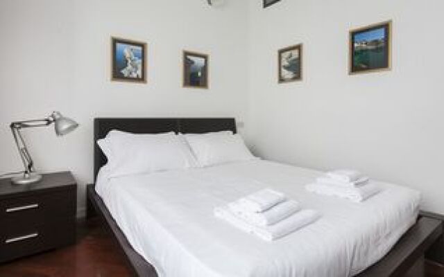 Italianway Apartments - Custodi 0