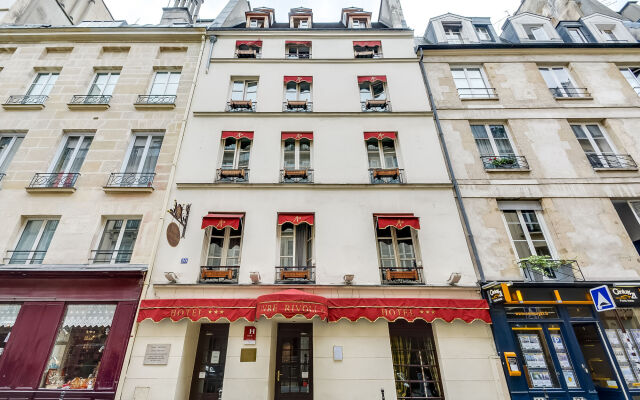 Отель Pavillon Louvre Rivoli вид на фасад