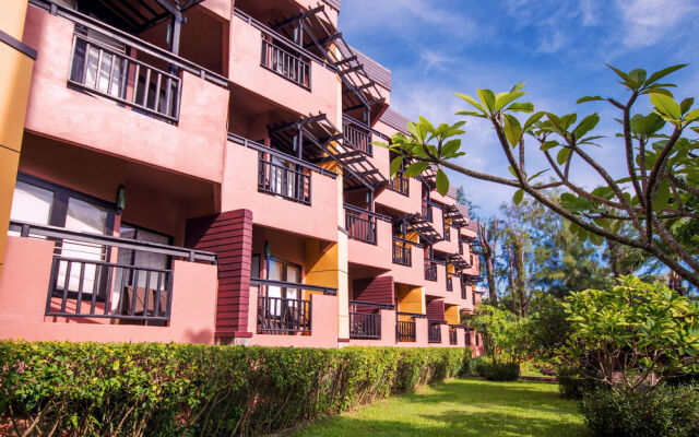Phuket Island View Hotel экстерьер