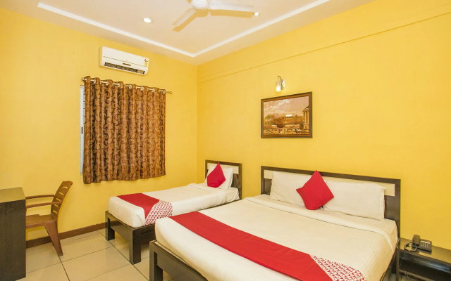 OYO 8799 Urs Palace