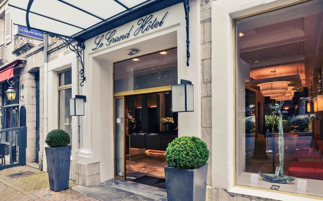 Отель Mercure Bayonne Centre Le Grand Hotel Франция, Байон - отзывы, цены и фото номеров - забронировать отель Mercure Bayonne Centre Le Grand Hotel онлайн вид на фасад