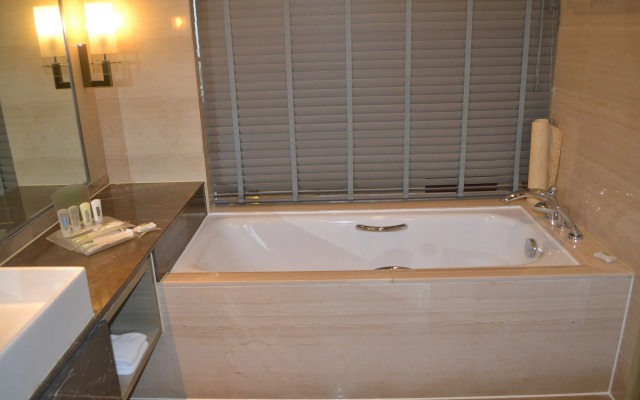 Holiday Inn Shanghai Songjiang by IHG