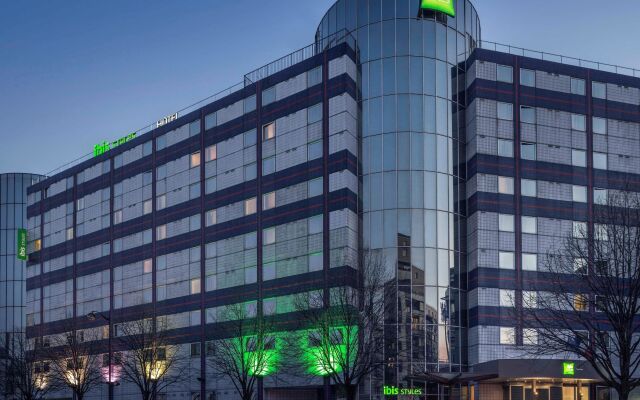 Отель ibis Styles Paris Bercy (ex all seasons) вид на фасад