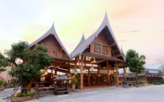 Отель Naina Resort & Spa экстерьер