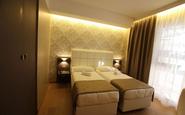 Mokinba Hotels Baviera 2