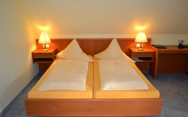 Hotel & Gasthaus Zur Linde
