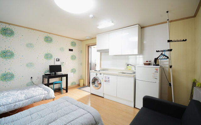 Sunny Hill Guesthouse Hongdae 1