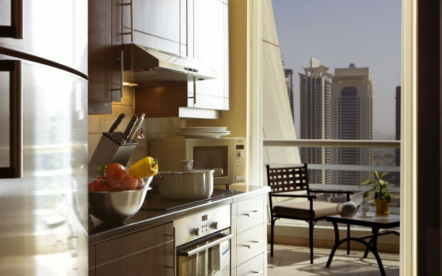 Dusit Residence Dubai Marina 0