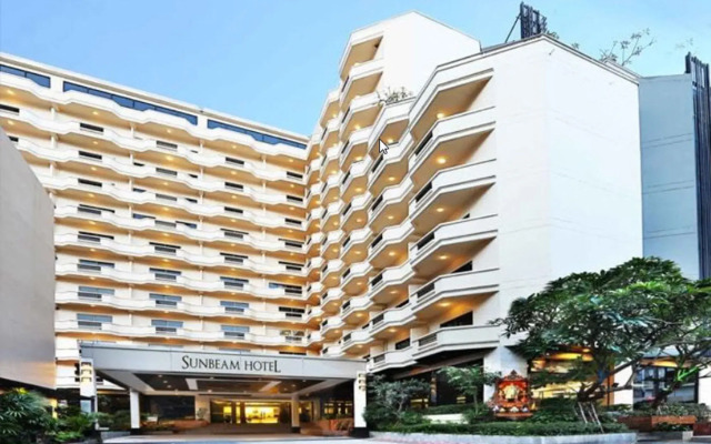 Sunbeam Hotel Pattaya вид на фасад