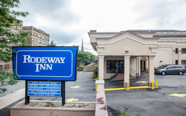 Rodeway Inn 1