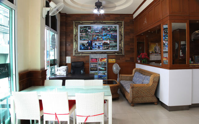 Arya Inn Pattaya Beach Hotel 2