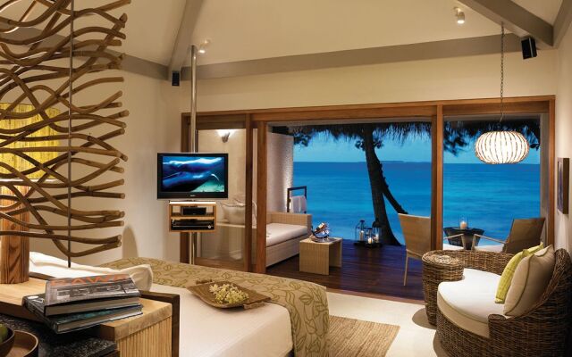 Vivanta by Taj Coral Reef, Maldives 0