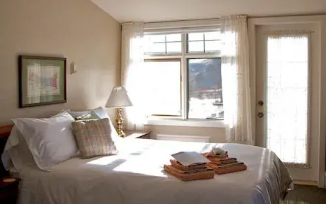 Rosebud Country Inn