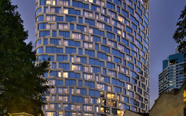 Отель The Langham, Shanghai, Xintiandi популярное изображение
