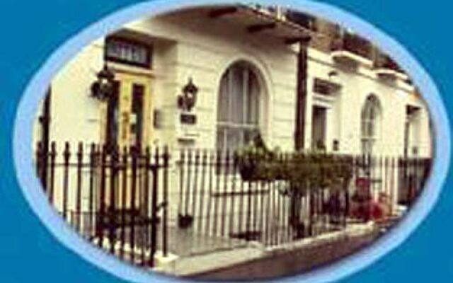Ebury House Hotel Лондон вид на фасад