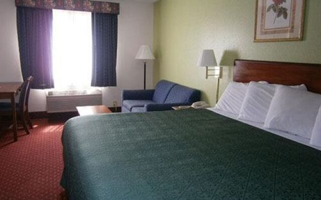 Fairbridge Inn Amp Suites In Stockbridge United States Of