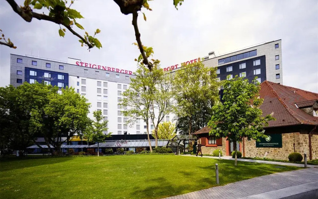 Steigenberger Airport Hotel популярное изображение