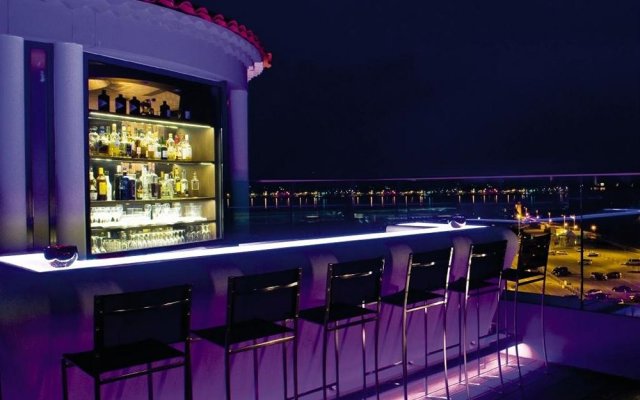 Radisson Blu 1835 Hotel & Thalasso, Cannes 0