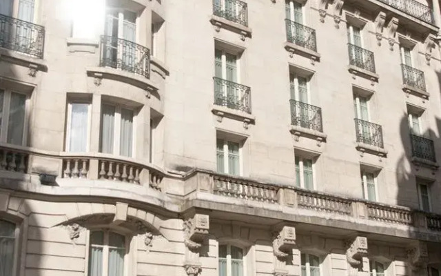 Victoria Palace Hotel Paris вид на фасад