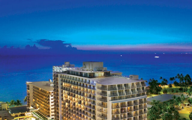 Outrigger Reef Waikiki Beach Resort 1