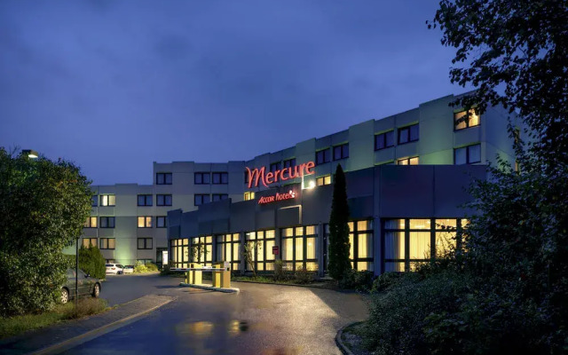 Mercure Hotel Frankfurt Airport фасад