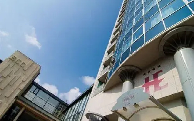 Отель Europa Hotels & Congress Center Superior вид на фасад