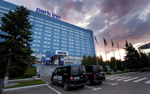 Гостиница Park Inn by Radisson Sheremetyevo Airport Moscow парковка