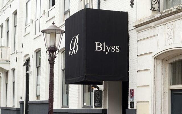 Hotel Blyss 0