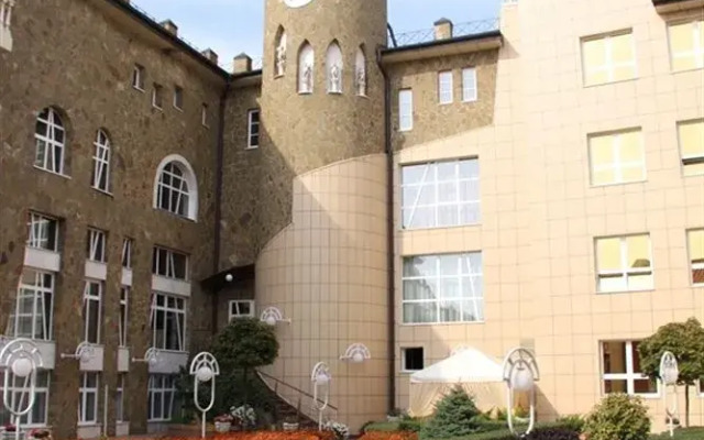Гостиница Prague Hotel Украина, Донецк - 2 отзыва об отеле, цены и фото номеров - забронировать гостиницу Prague Hotel онлайн вид на фасад
