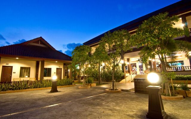 Rose Bay Resort 2