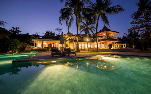 Отель Trisara Villas & Residences Phuket открытый бассейн