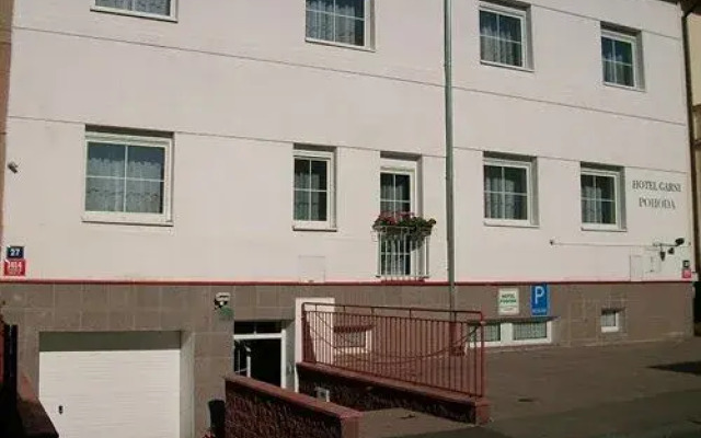 Hotel Pohoda Прага вид на фасад