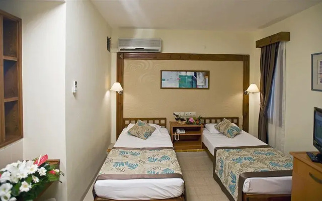 Отель Majesty Club Kemer Beach комната для гостей