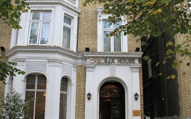 Chelsea House Hotel 0