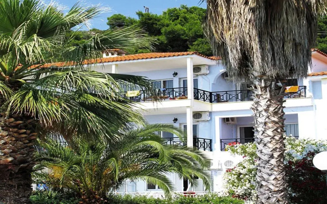 Acrotel Lily Ann Beach Hotel вид на фасад