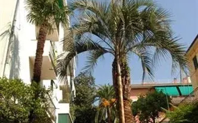 Отель La Locanda di Colombo Церковь Св. Маргариты Лигурийской вид на фасад