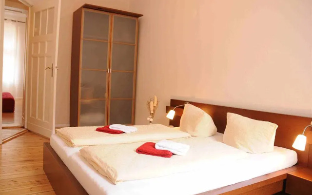 Отель Europeapartments Brüsseler Straße Германия, Берлин - 5 отзывов об отеле, цены и фото номеров - забронировать отель Europeapartments Brüsseler Straße онлайн вид на фасад