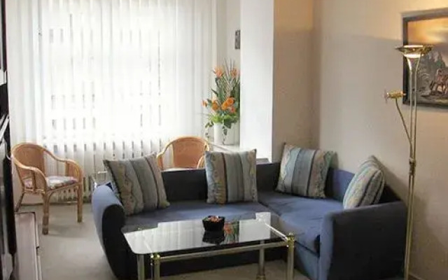 Апартаменты Apartments In Wilmersdorf / Schoeneberg комната для гостей