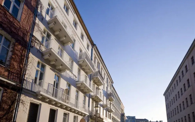 Отель Old Town Apartments Zehdenicker Strasse Германия, Берлин - отзывы, цены и фото номеров - забронировать отель Old Town Apartments Zehdenicker Strasse онлайн вид на фасад