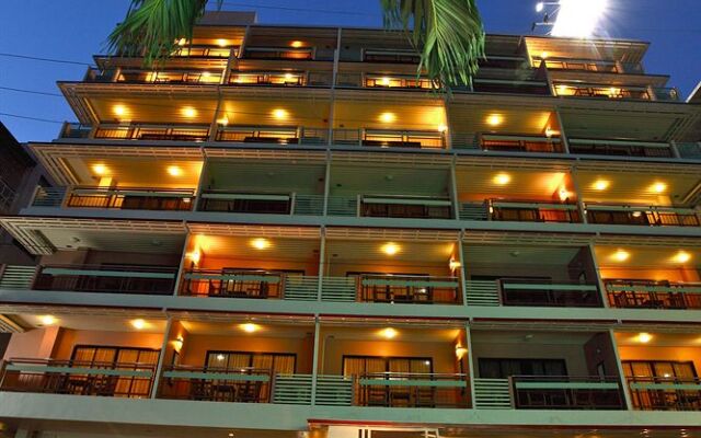 Отель Citin Loft Pattaya 1